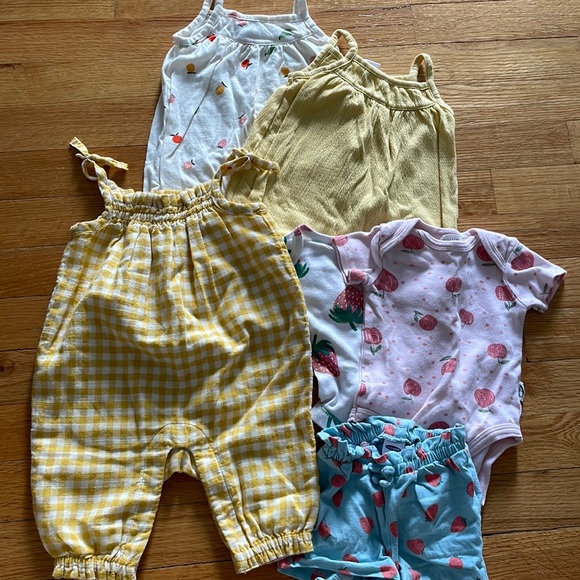 Girls Clothing Bundle 0-3 months
